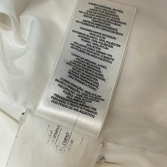 Columbia White down jacket 18/20 youth gently used - Picture 5 of 6